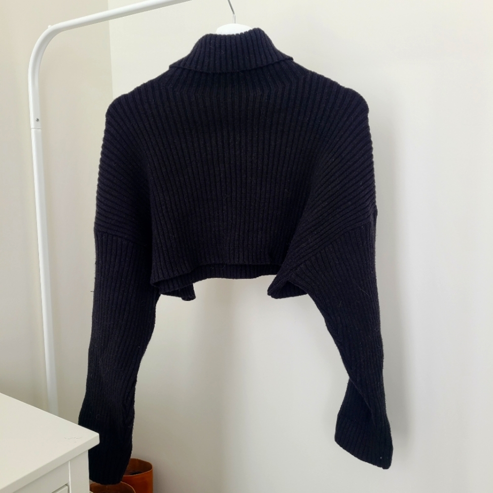 ZARA Cropped Knit Sweater